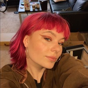 Meet your Posher, Annagrace